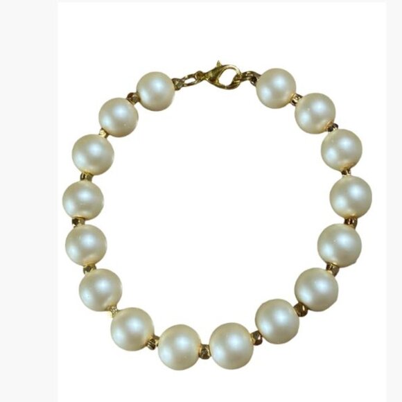Handcrafted 10mm Creamy Glass Pearl Bracelet 8" Smaller Size Optional - Picture 1 of 6